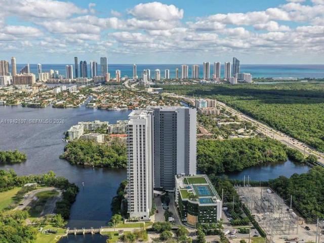 3 bedroom, Sunny Isles Beach FL 33160 106223034