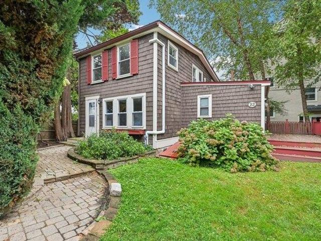 3 bedroom, Swampscott MA 01907 105404460