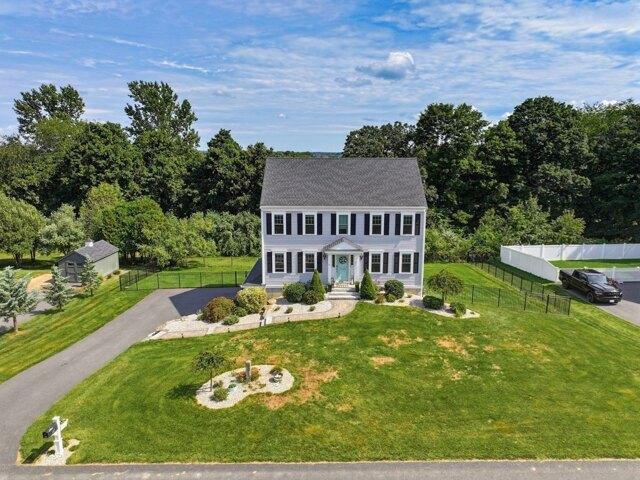 3 bedroom, Swansea MA 02777 105513814