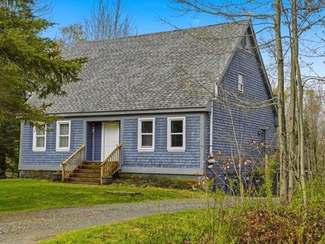 3 bedroom, Swanville ME 04915 104851916