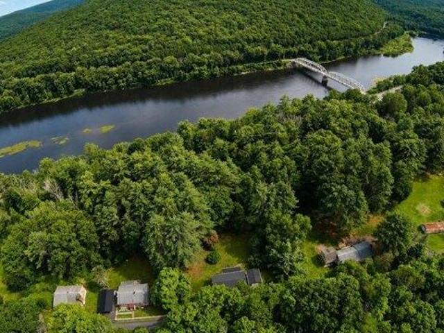 3 bedroom, Pond Eddy NY 12770 105291218