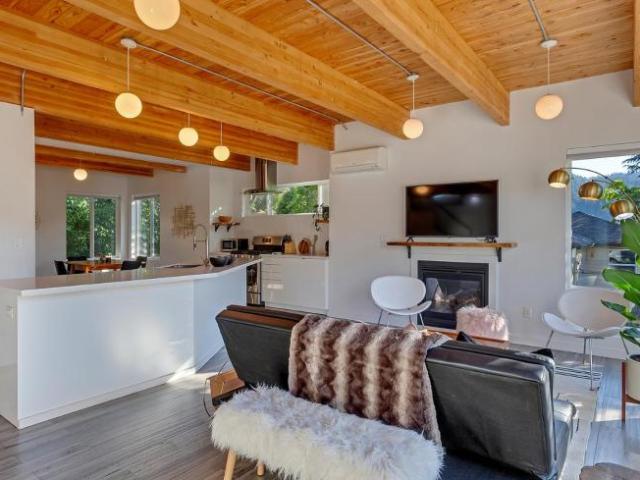3 bedroom, Portland OR 97203 106216856