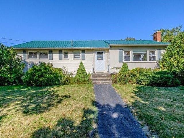 3 bedroom, Portland ME 04102 105752368