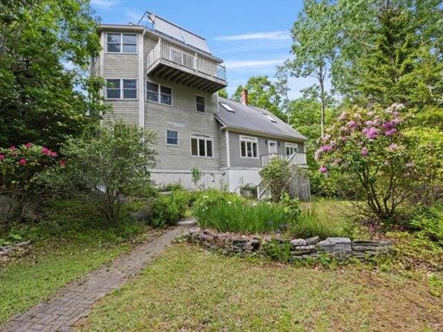 3 bedroom, Portland ME 04108 105709103