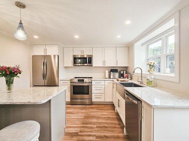 3 bedroom, Portsmouth NH 03801 105383427