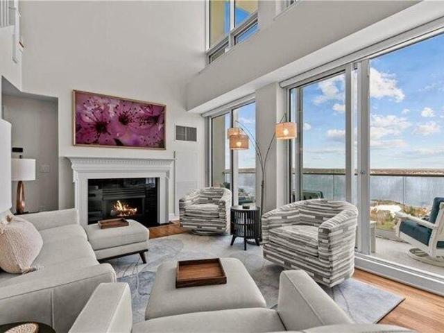 3 bedroom, Portsmouth RI 02871 105404412