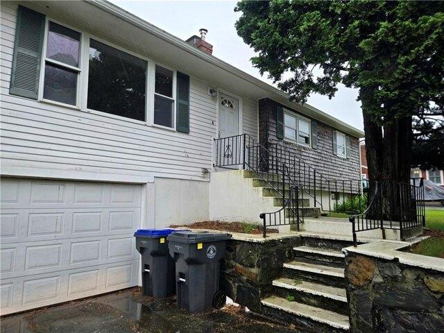 3 bedroom, Portsmouth RI 02871 105386552
