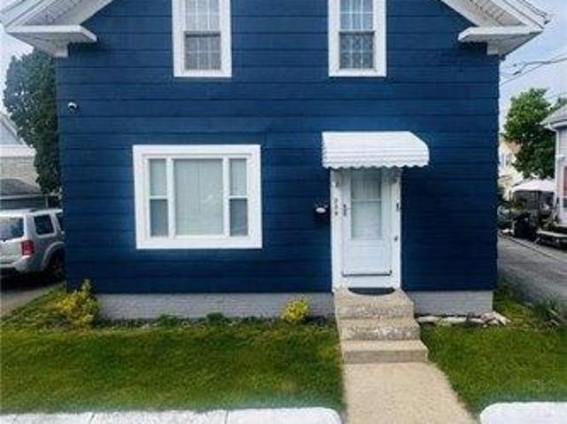 3 bedroom, Pawtucket RI 02860 104852583