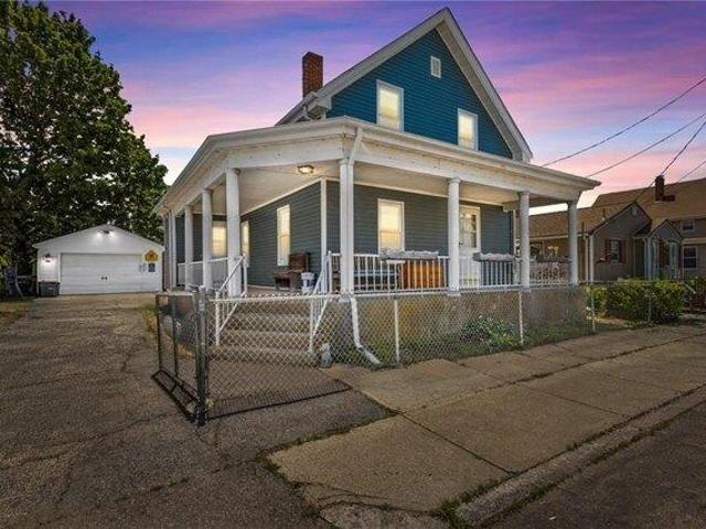 3 bedroom, Pawtucket RI 02860 104852681