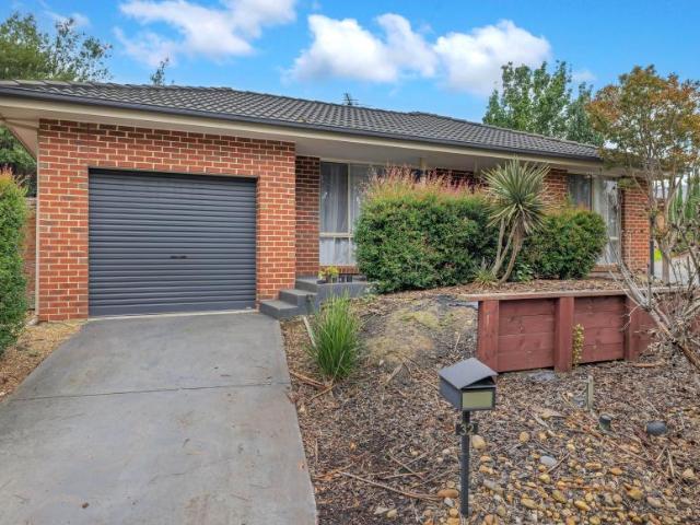3 Bedroom House Pakenham VIC 101672420