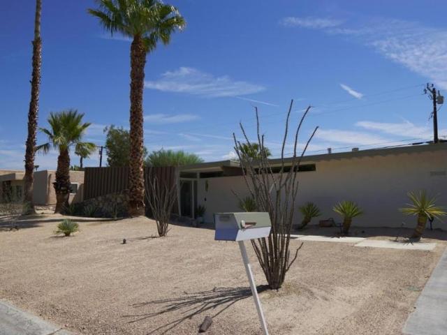 3 bedroom, Palm Springs CA 92262 106218042