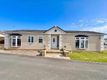 Park Home for sale in Shetland - Garden
