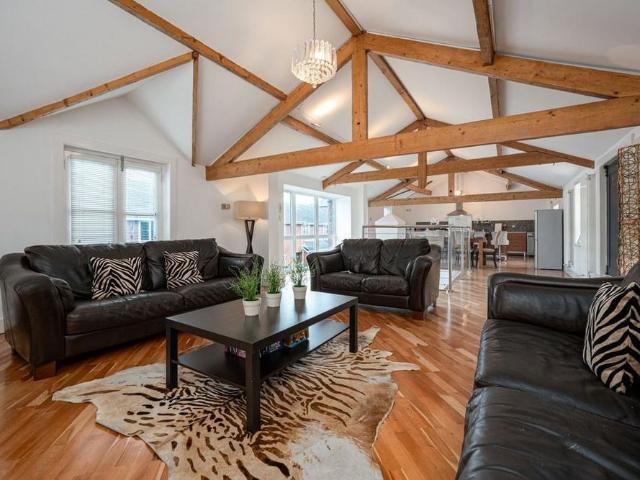 3 bedroom park home to rent