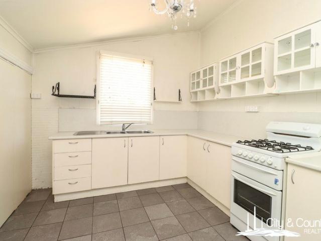 3 Bedroom Parkside Home with Approx. 9.3% ROI