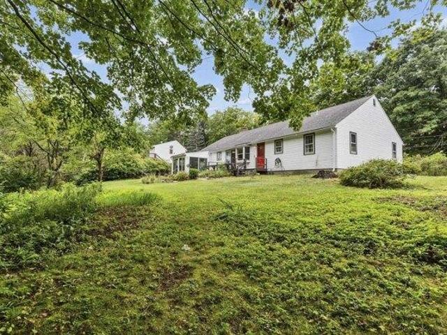 3 bedroom, Peterborough NH 03458 105476415