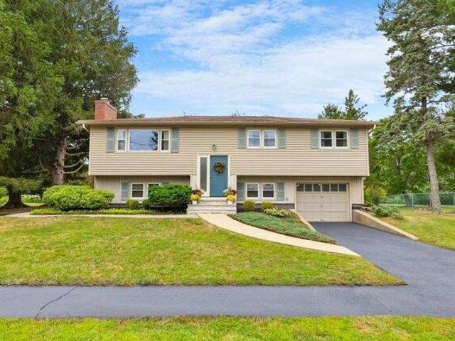 3 bedroom, Peabody MA 01960 105423228