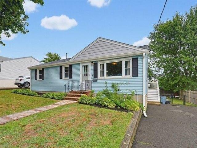 3 bedroom, Peabody MA 01960 105424300