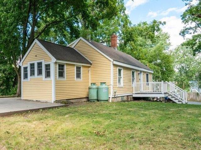 3 bedroom, Peabody MA 01960 105440629