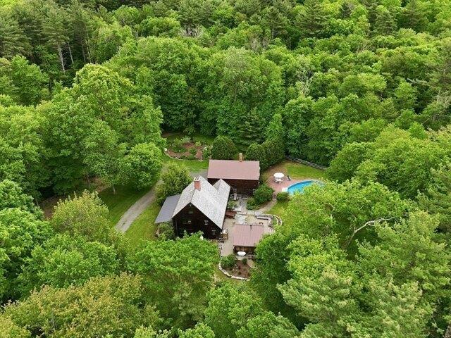 3 bedroom, Pelham MA 01002 104441319