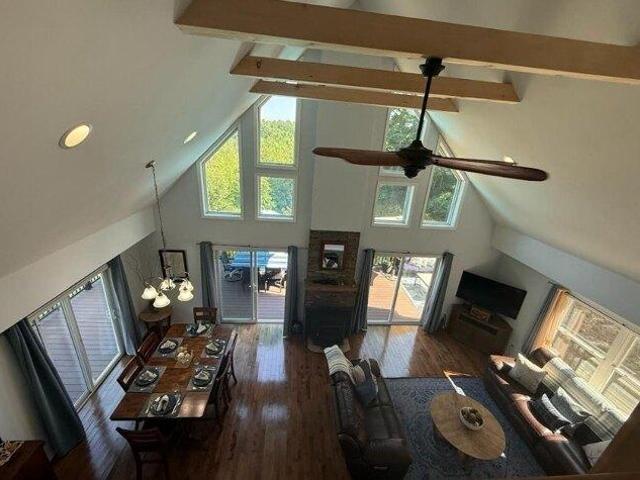 3 bedroom, Pembroke MA 02359 105532419