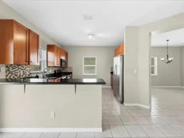 3 bedroom, Pembroke Pines FL 33025 106220401
