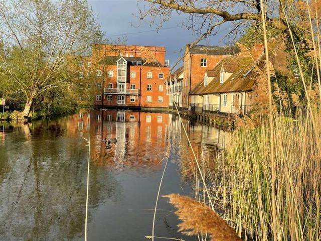 3 Bedroom Penthouse Flat
