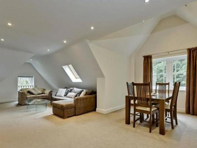 3 Bedroom Penthouse For Rent In Esher, Surrey