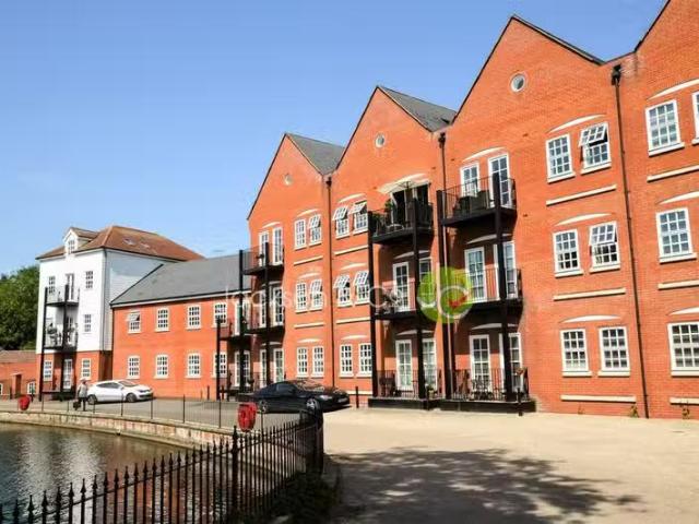 3 bedroom penthouse for rent in Waterside Lane, Colchester, CO2