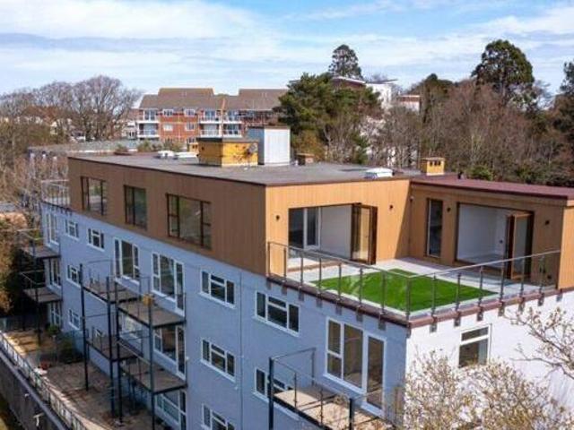 3 Bedroom Penthouse For Sale In Poole, Dorset