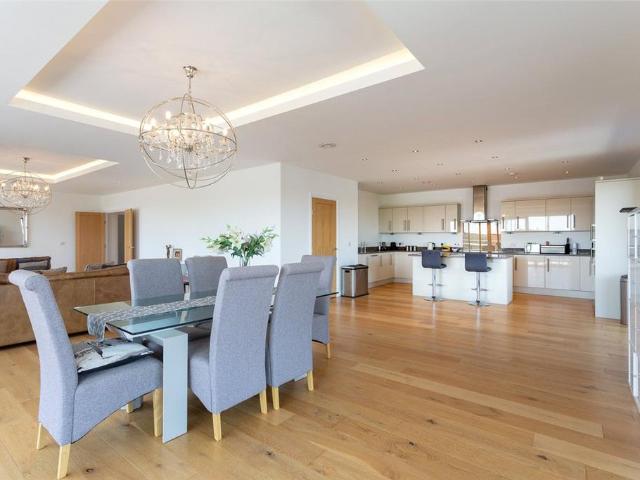 3 bedroom penthouse for sale