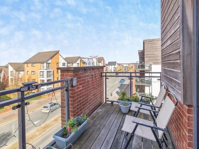 3 bedroom apartment for sale