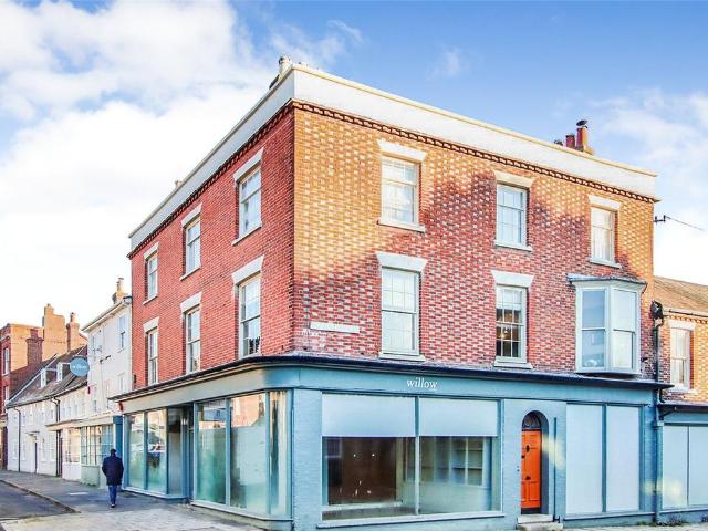 3 bedroom duplex for sale