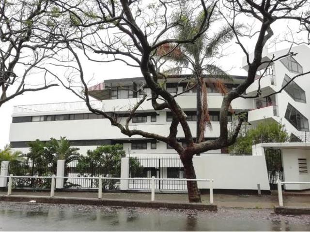 3 Bedroom Penthouse in Essenwood