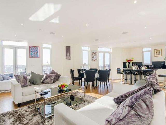 3 bedroom penthouse to rent