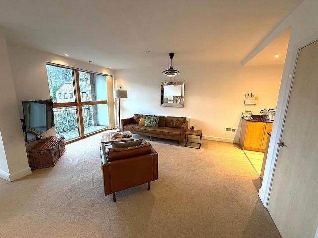 3 bedroom penthouse to rent