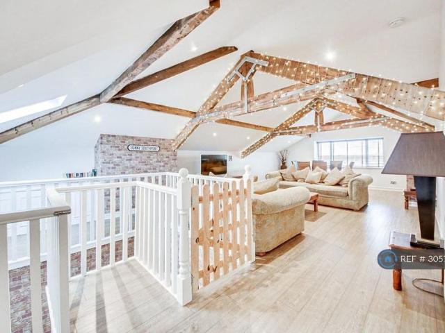 3 bedroom penthouse to rent