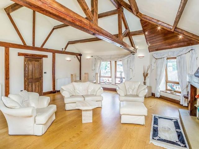 3 bedroom penthouse to rent