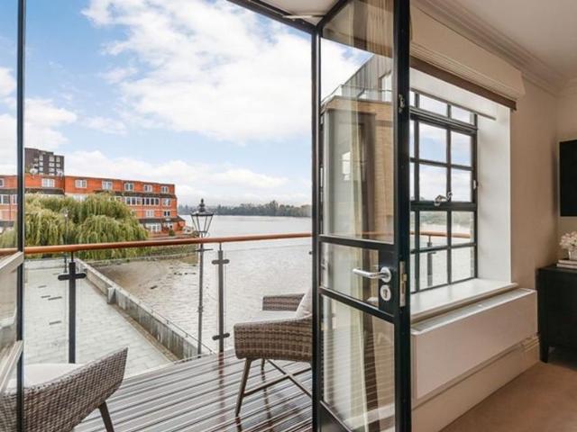 3 bedroom penthouse to rent