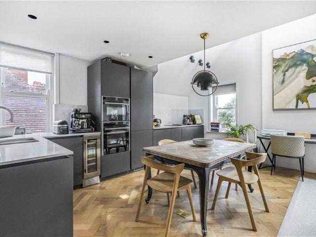 3 bedroom penthouse to rent