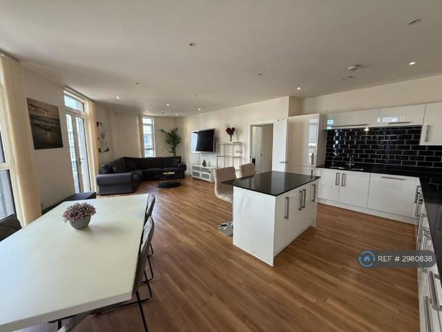 3 bedroom penthouse to rent