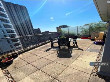 Bristol, Southdowns - Garden, Balcony, Security