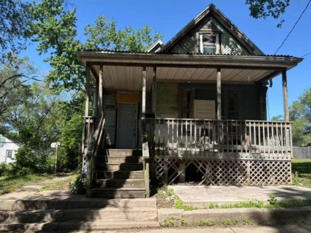 3 bedroom, Peoria IL 61605 105989047