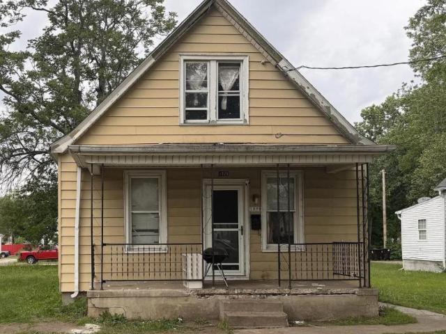 3 bedroom, Peoria IL 61605 105989056
