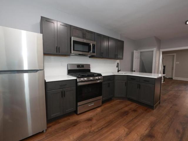 3 bedroom, Philadelphia PA 19144 106219257