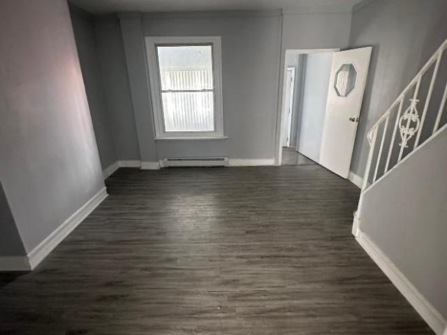 3 bedroom, Philadelphia PA 19142 105989003
