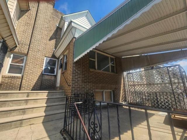 3 bedroom, Philadelphia PA 19142 105989004