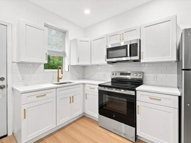3 bedroom, Philadelphia PA 19183 105920674