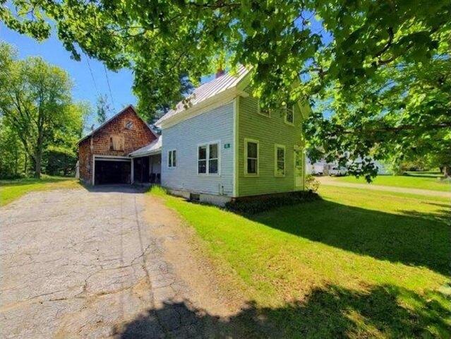 3 bedroom, Phillips ME 04966 105770633