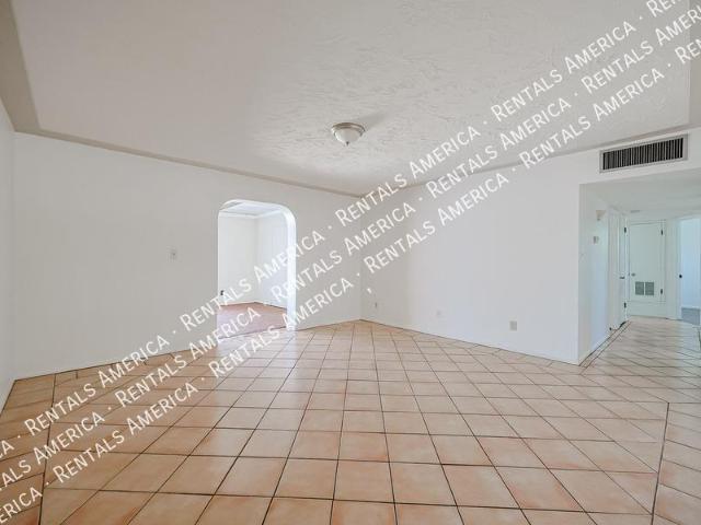 3 bedroom, Phoenix AZ 85021 LS103196369
