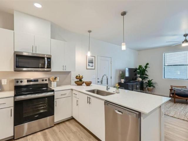 3 bedroom, Phoenix AZ 85037 LS96811585